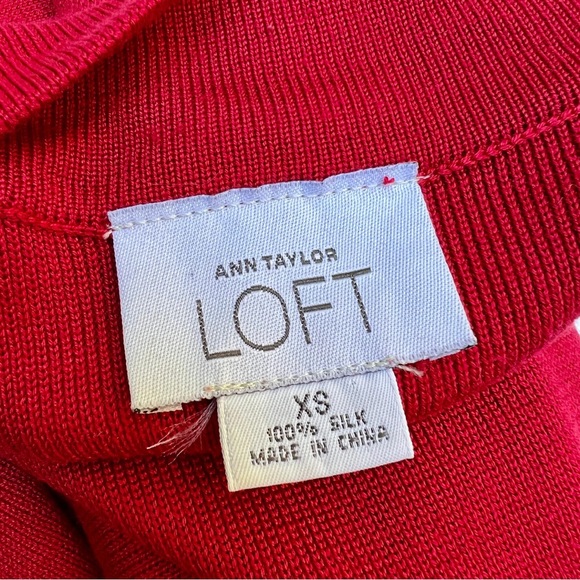 LOFT 100% Silk Knit Blouse - Size xs - Picture 5 of 6